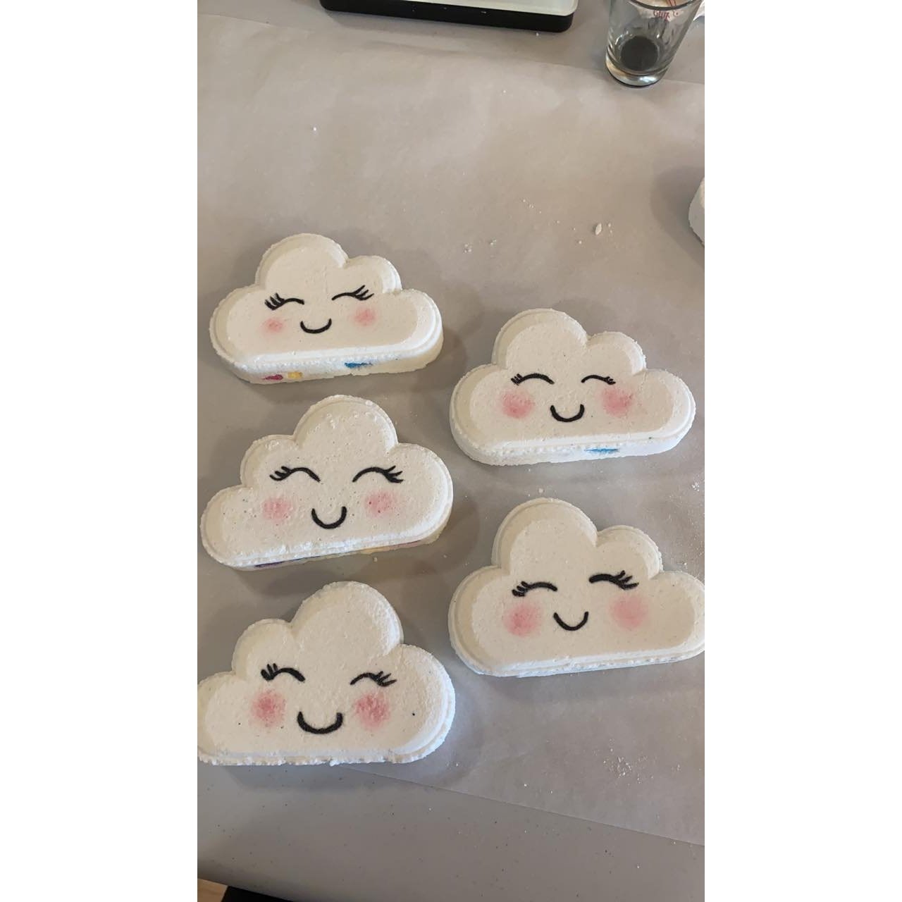 Cloud (Flat) Bath Bomb Hand Mold