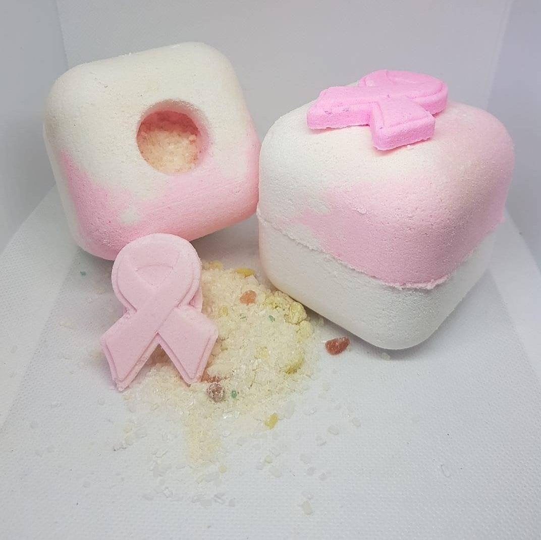 Cube / Gift Bombshell Bath Bomb Hand Mold