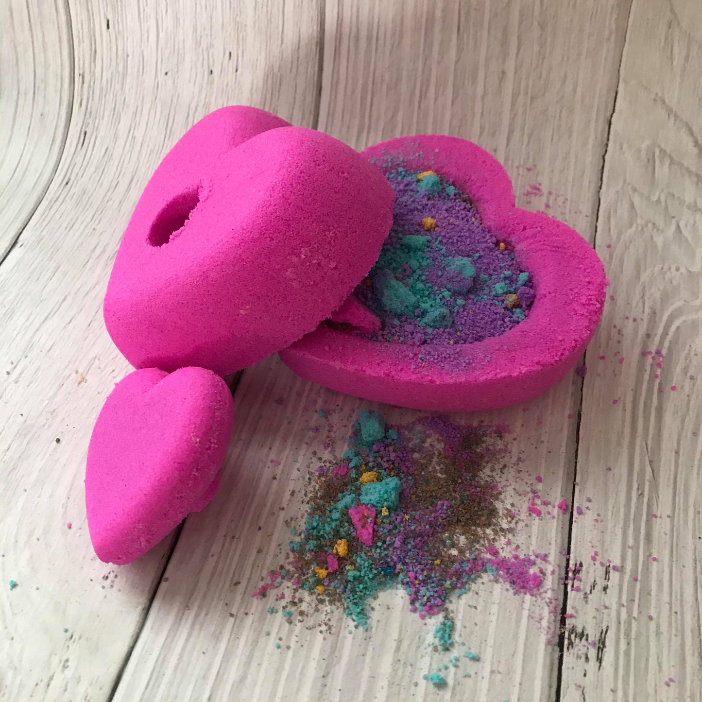 Flat Heart Bombshell Bath Bomb Hand Mold