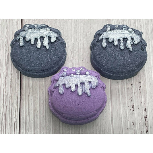Cauldron Mini Bath Bomb Hand Mold