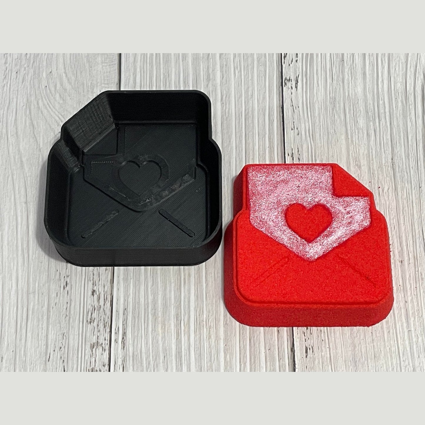 Love Letter Hybrid Mold