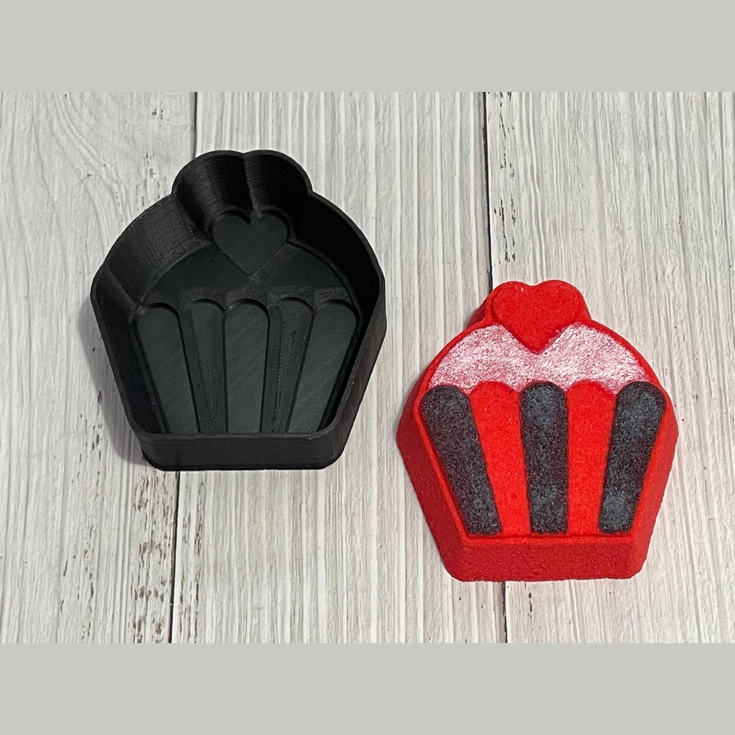 Cupcake with Heart Hybrid Mold