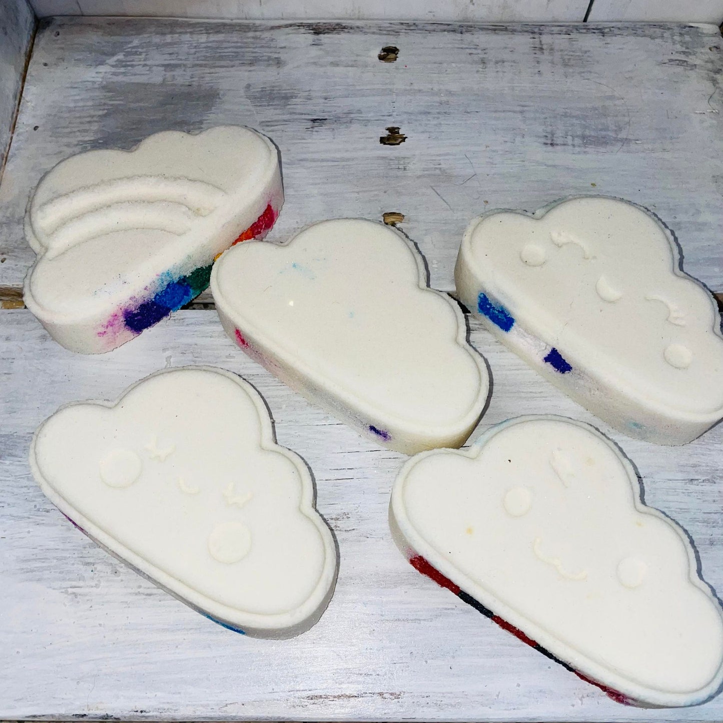 Cloud Faces Bath Bomb Hand Mold