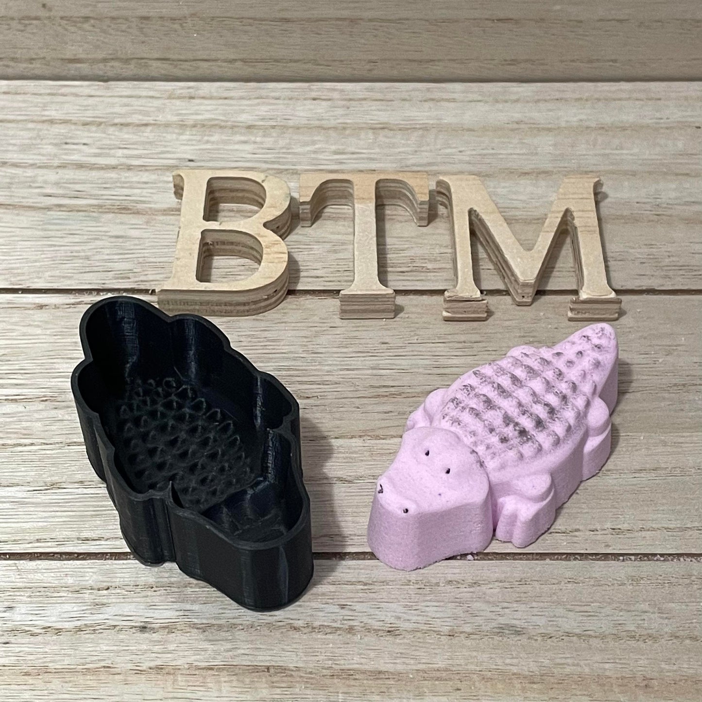 Crocodile Hybrid Mold