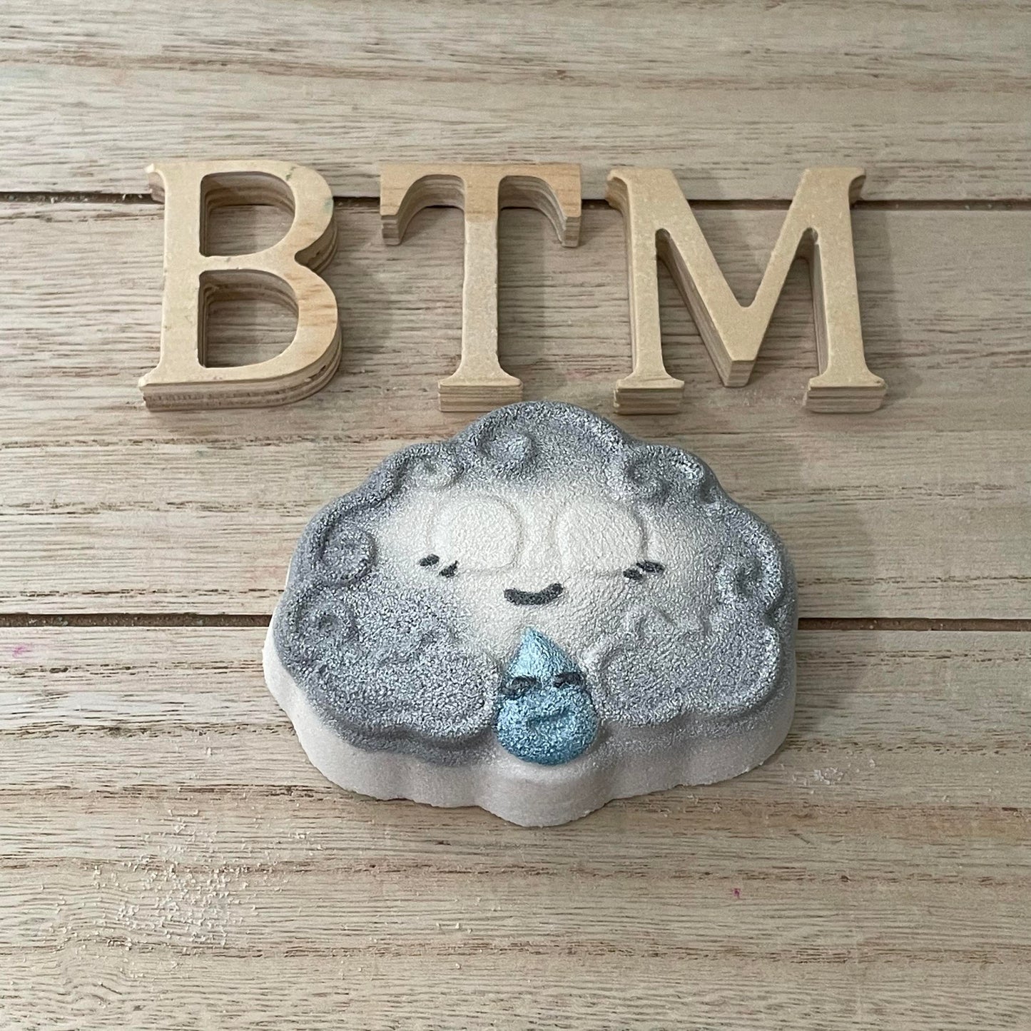 Cloud Drop Hybrid Mold
