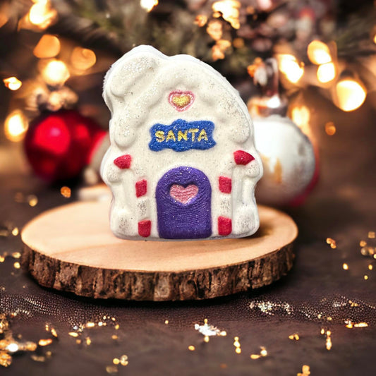Santaβs House Bath Bomb Hand Mold 3Piece
