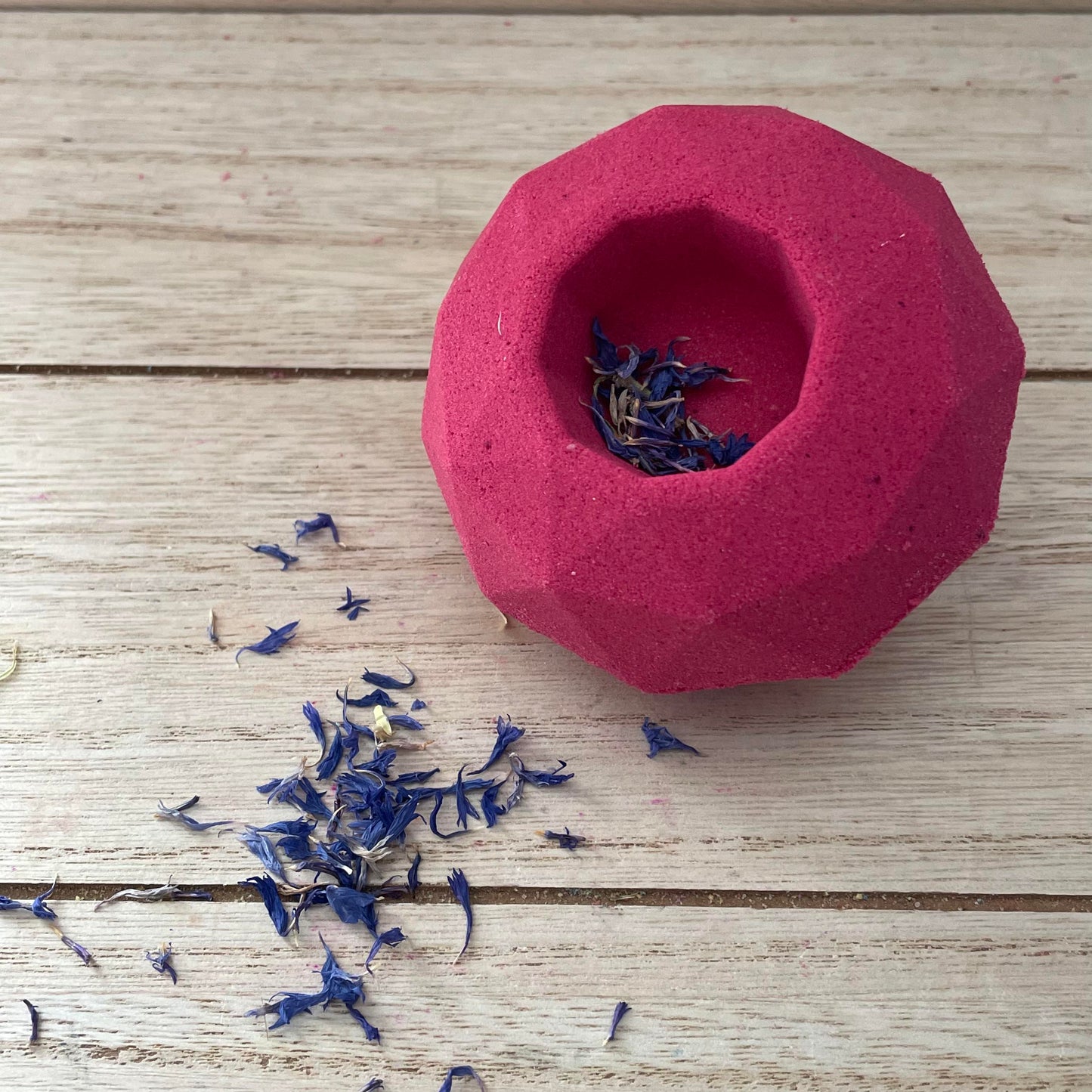 Diamond Indent Bath Bomb Hand Mold