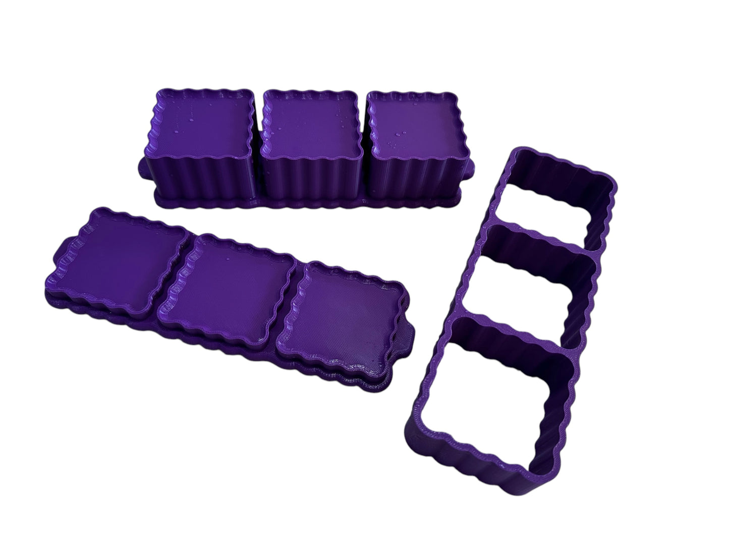 Scalloped Trio Hand Mold