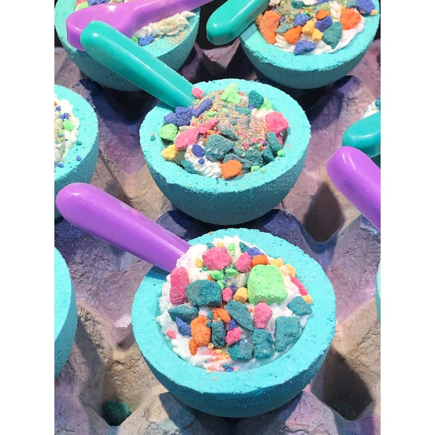 Bombshell Bath Bomb Hand Mold