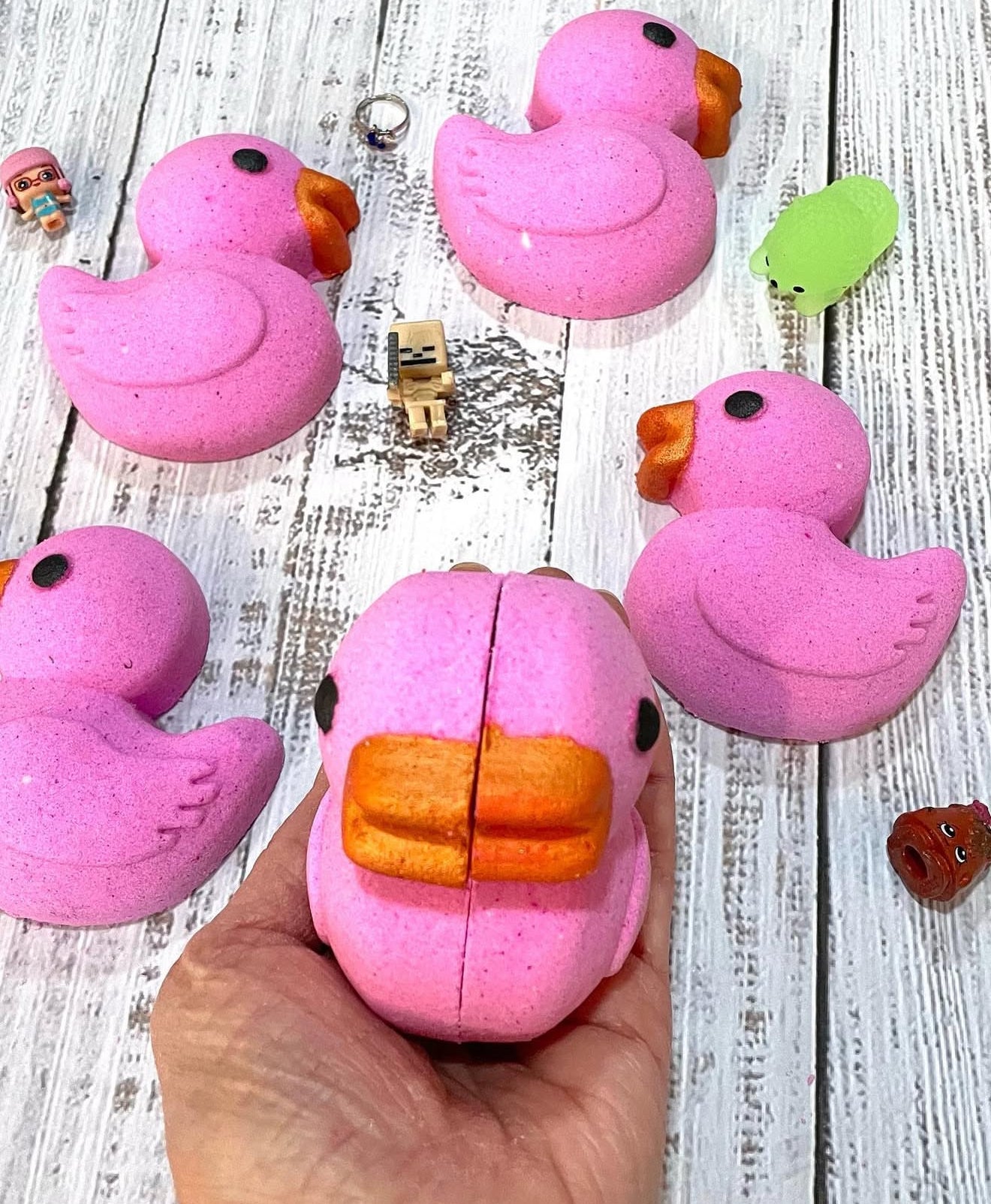 Duck Bombshell Bath Bomb Hand Mold