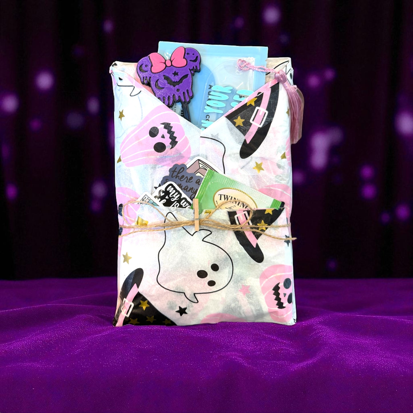 Halloween - Blind Date - Book