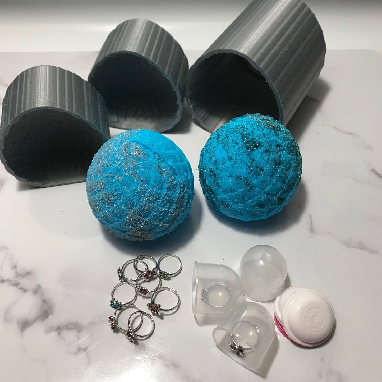 Mermaid Egg Bath Bomb Hand Mold