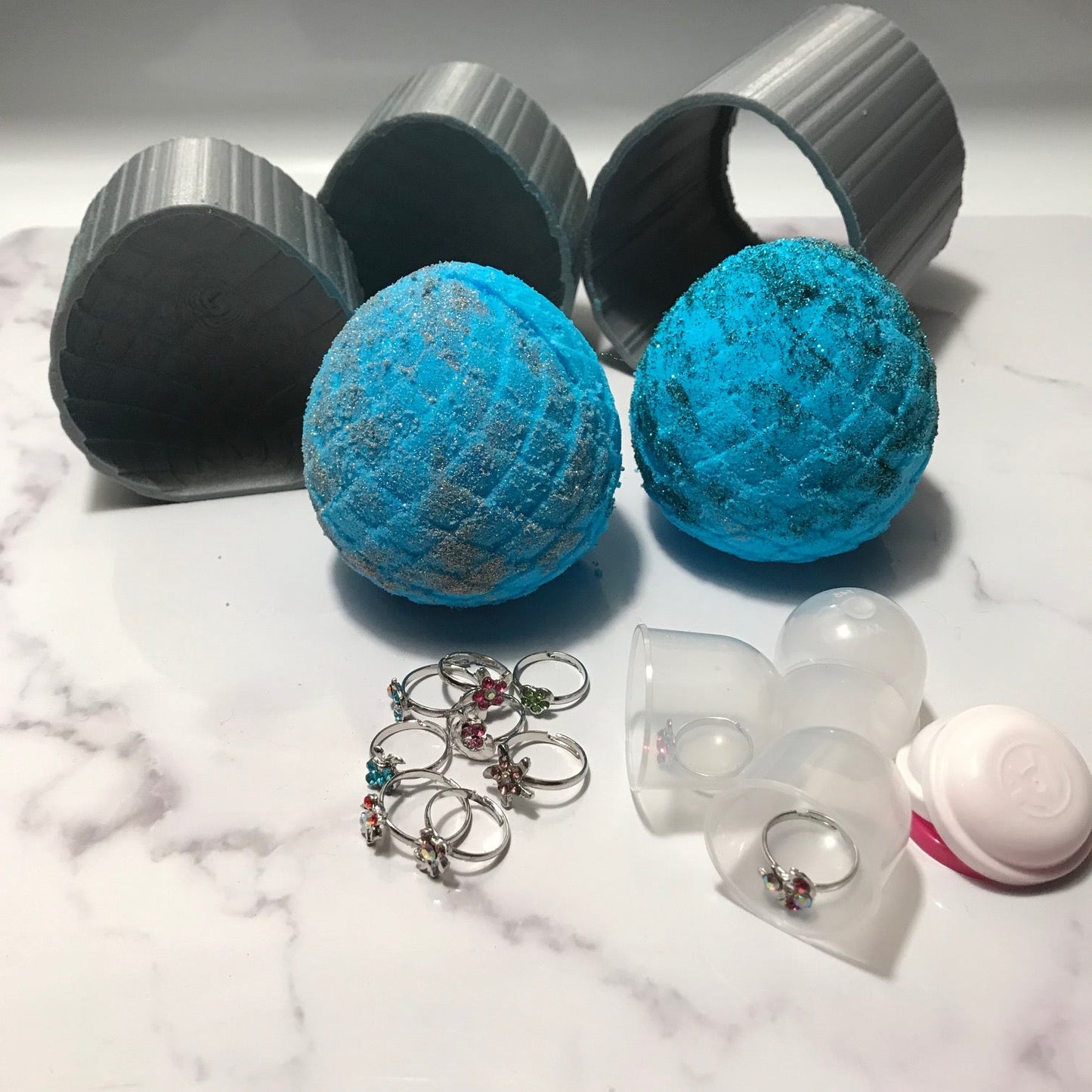 Mermaid Egg Bath Bomb Hand Mold