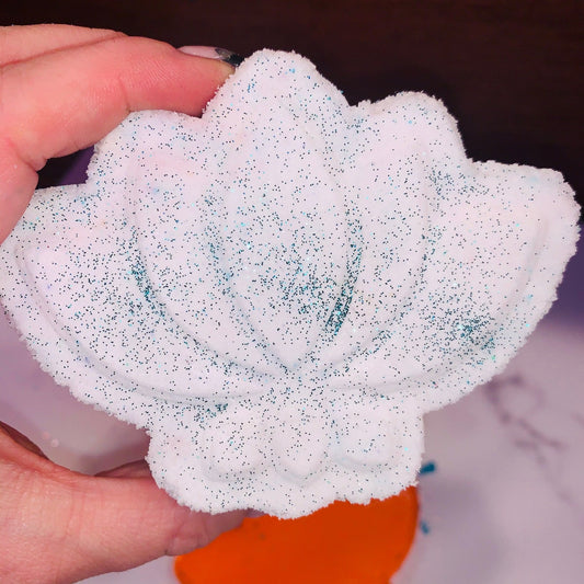 Lotus 3D Bath Bomb Hand Mold