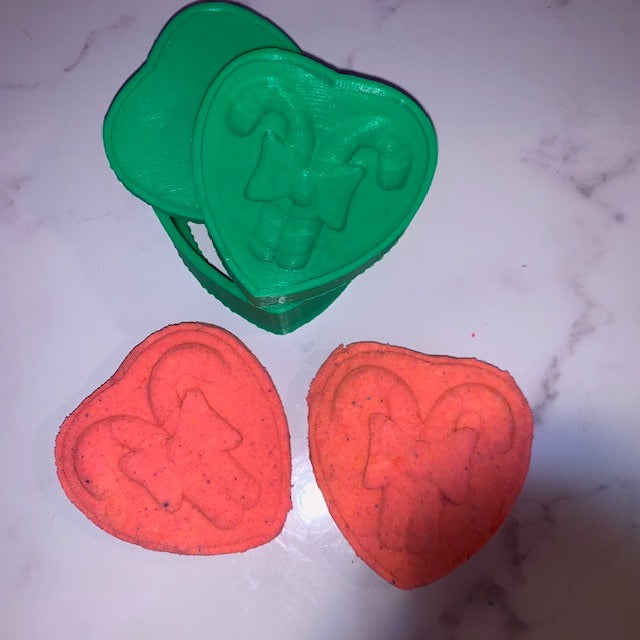 I ♥ Candy Canes Bath Bomb Hand Mold