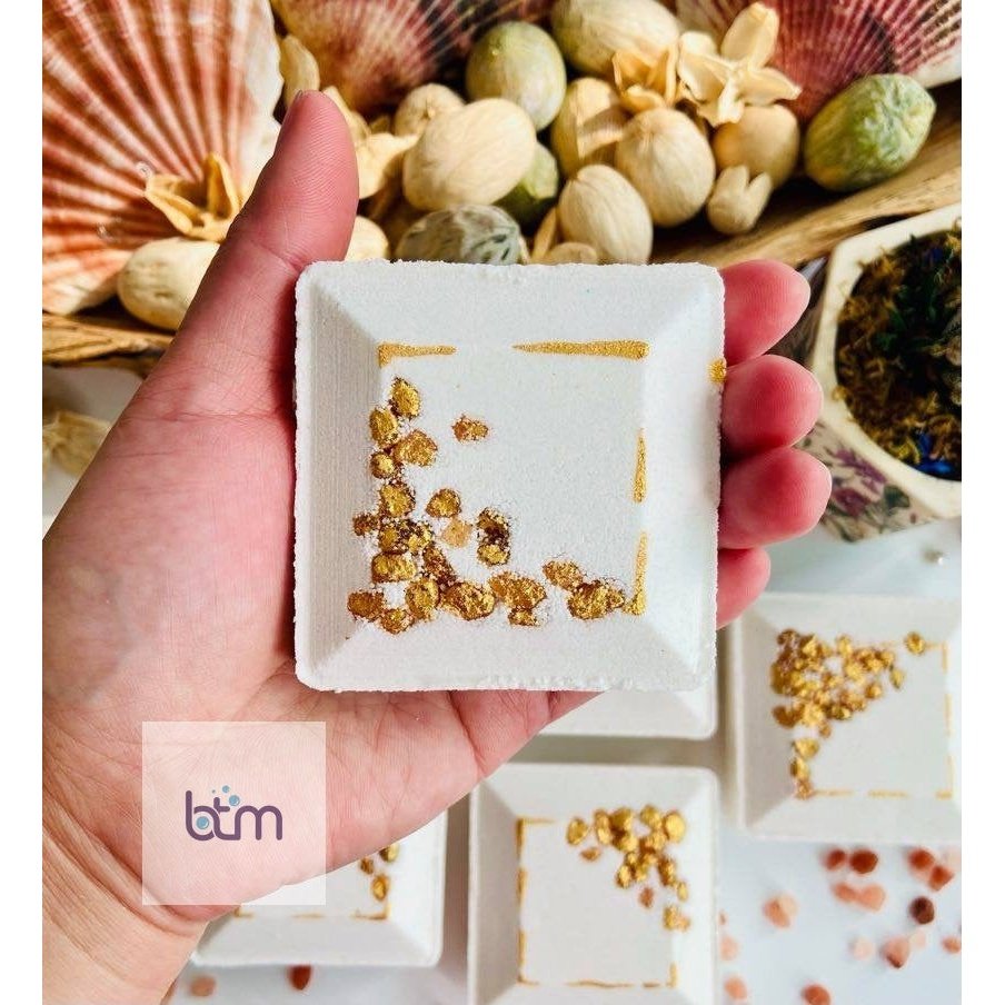 Gem Cube Bath Bomb Hand Mold