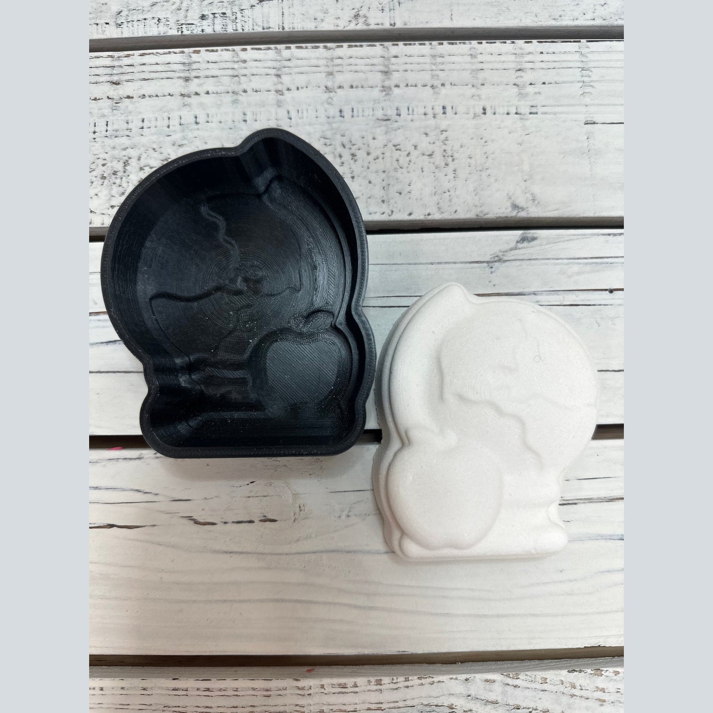 Globe & Apple Hybrid Mold