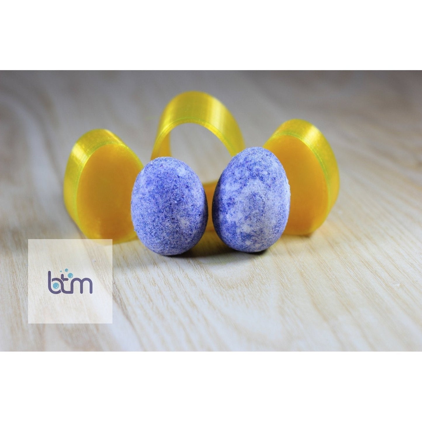 Egg ( Vertical Saturn Ring) Bath Bomb Hand Mold