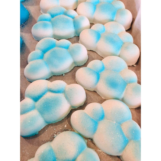 3D Shaped Cloud Bath Bomb Hand Mold