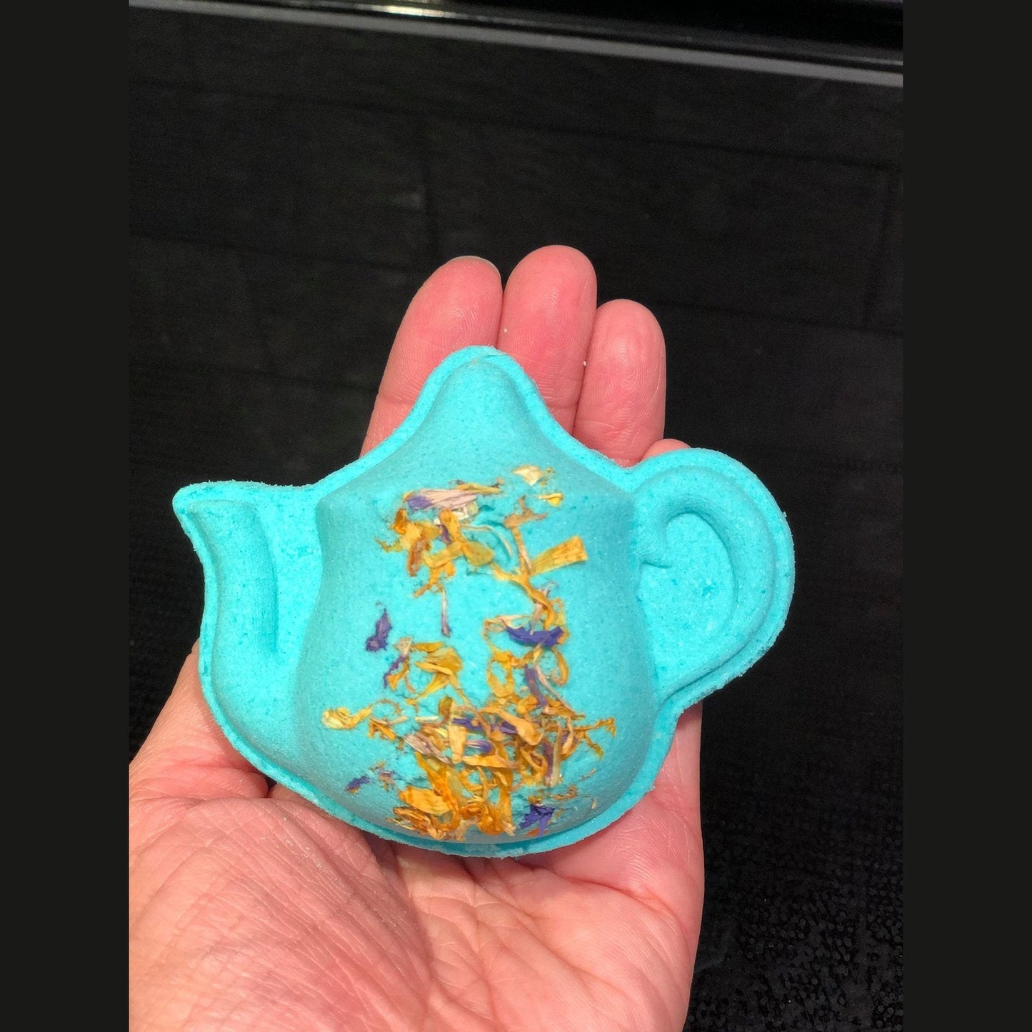 Short & Stout Teapot Bath Bomb Hand Mold