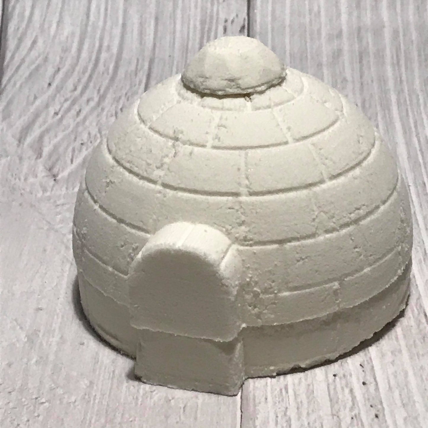 Igloo Bombshell Bath Bomb Hand Mold