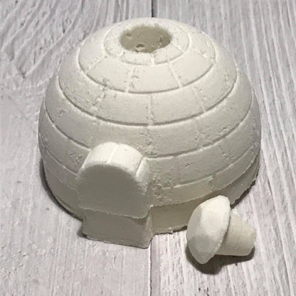 Igloo Bombshell Bath Bomb Hand Mold