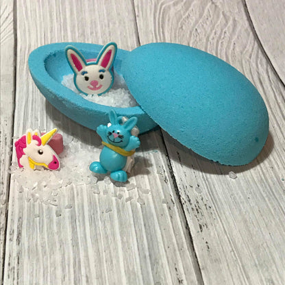 Egg Bombshell Bath Bomb Hand Mold