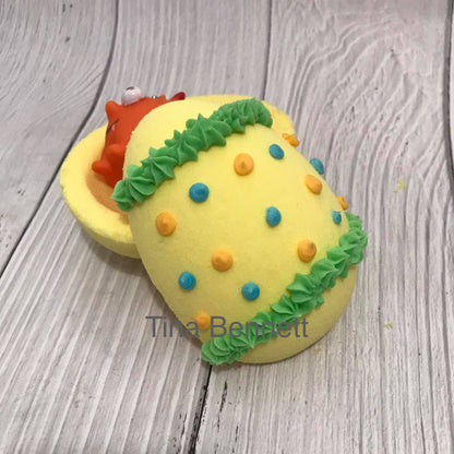 Egg Bombshell Bath Bomb Hand Mold