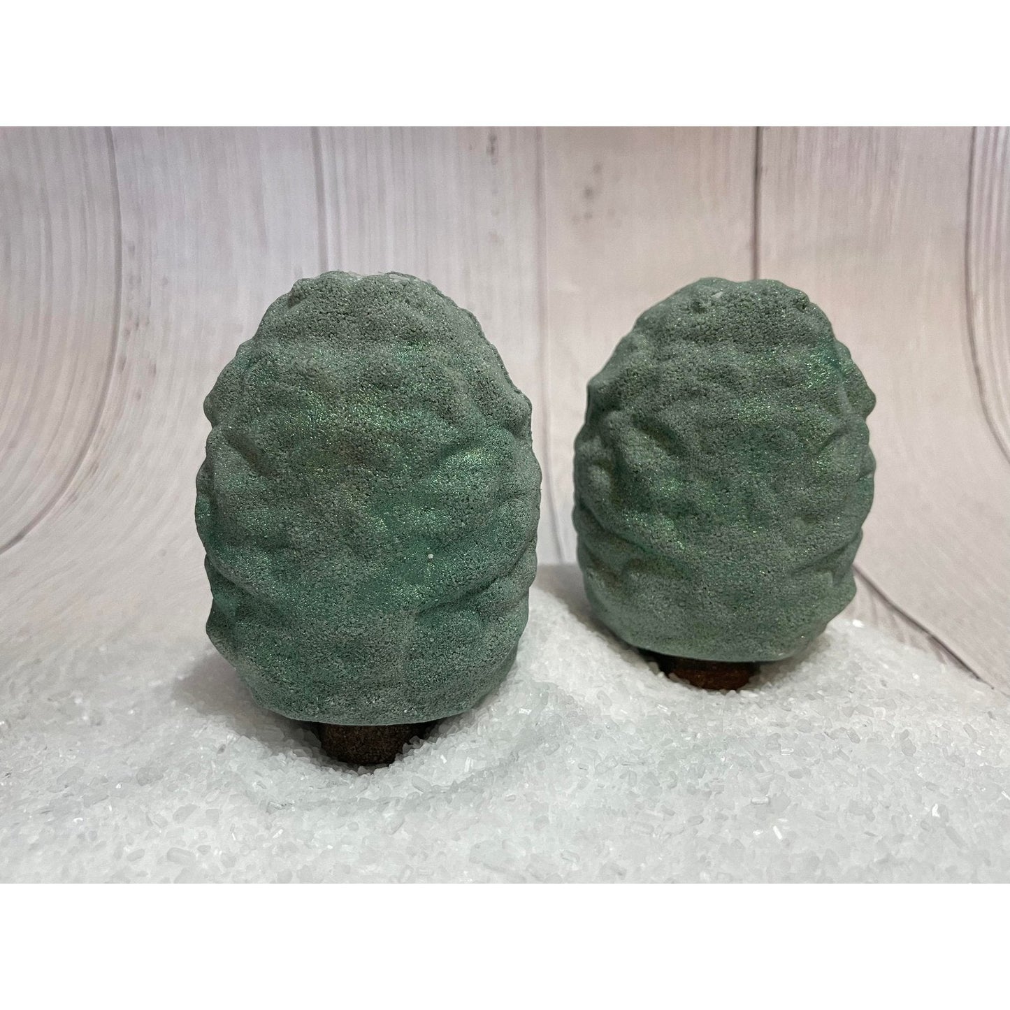 Tree Bombshell Bath Bomb Hand Mold