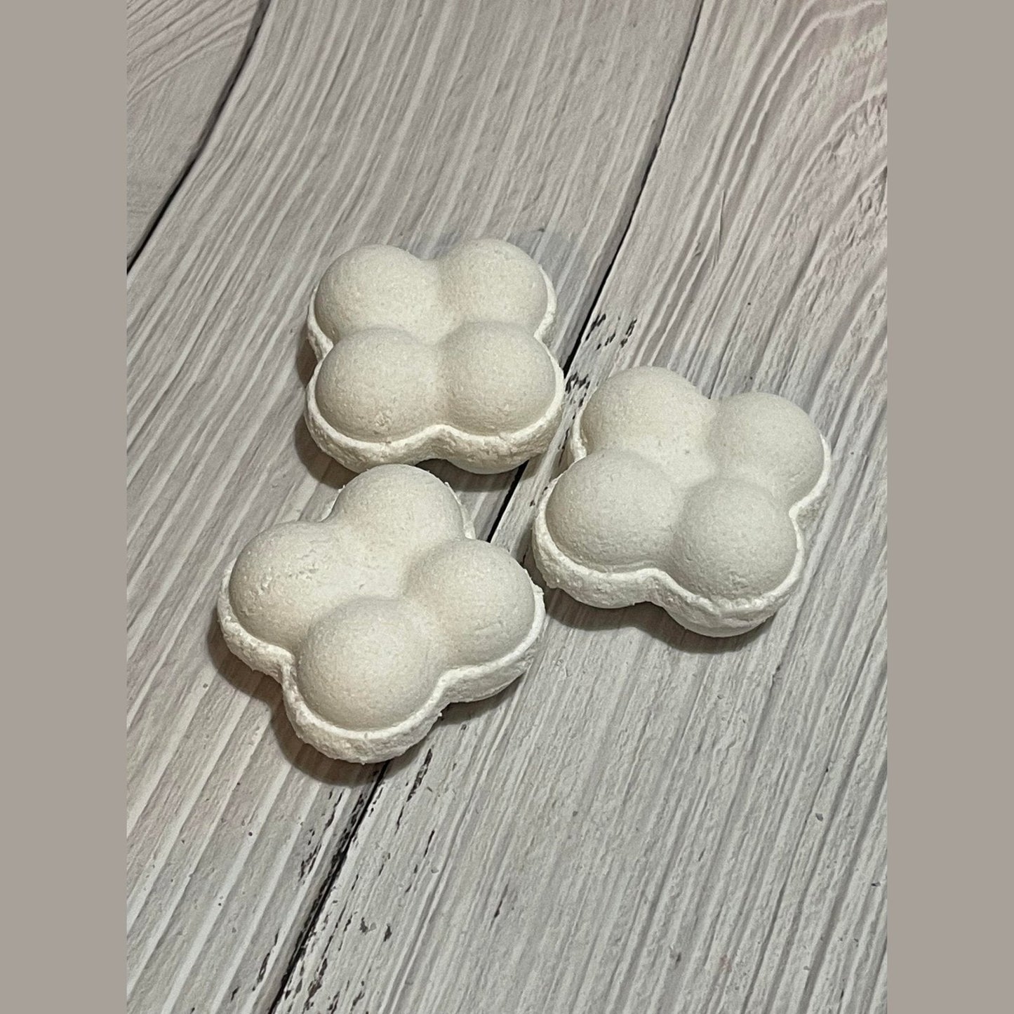 Bubble Bomb Bath Bomb Hand Mold