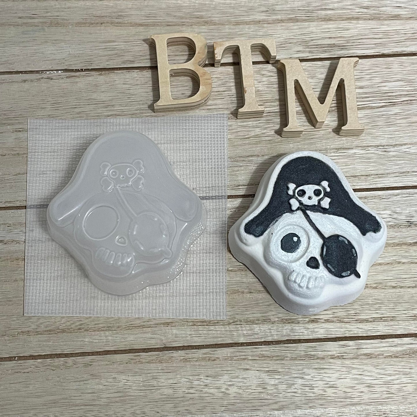 Pirate Skull Vacuum Mold