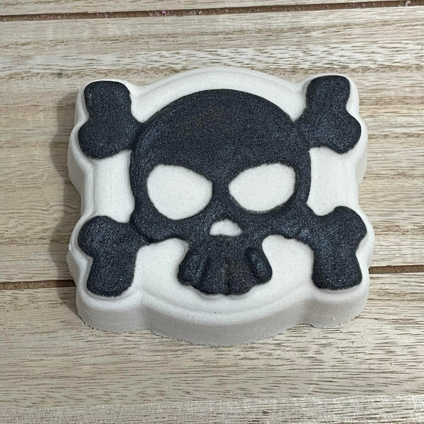 Skull & Crossbones 2 Vacuum Mold