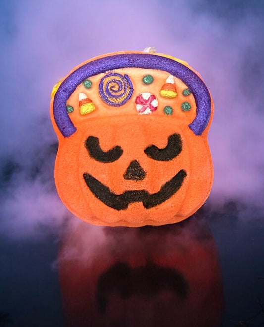 Trick or Treat - Bath Bomb