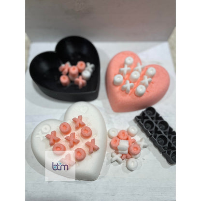 Tic-Tac-Toe Heart Hybrid Mold