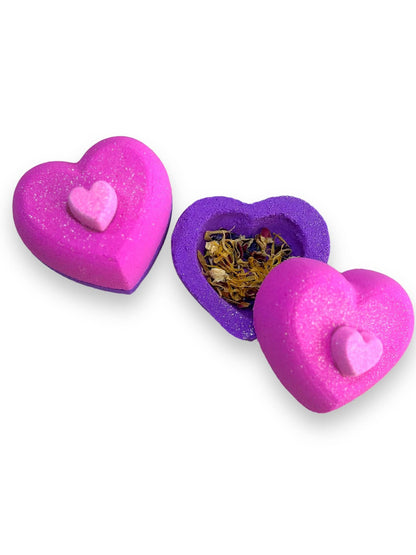 Flat Heart Bombshell Bath Bomb Hand Mold