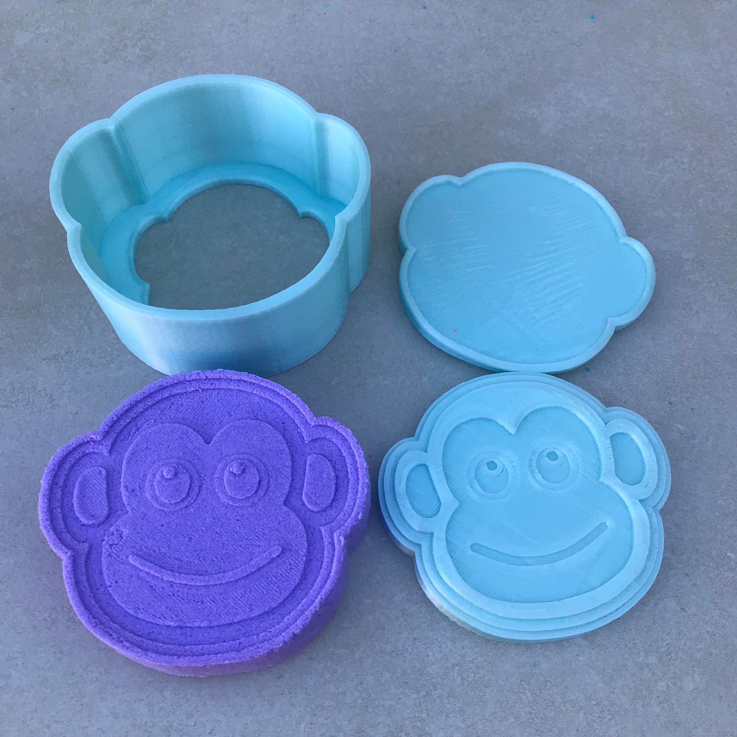 Monkey Face Bath Bomb Hand Mold