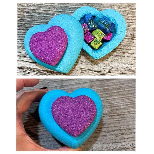 Flat Heart Bombshell Bath Bomb Hand Mold