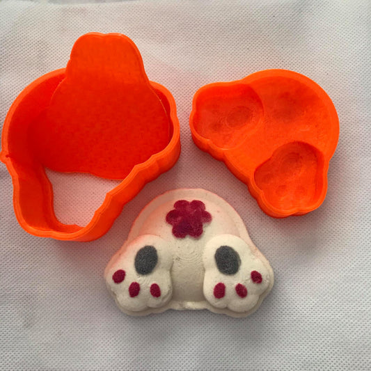 Bunny Butt Bath Bomb Hand Mold