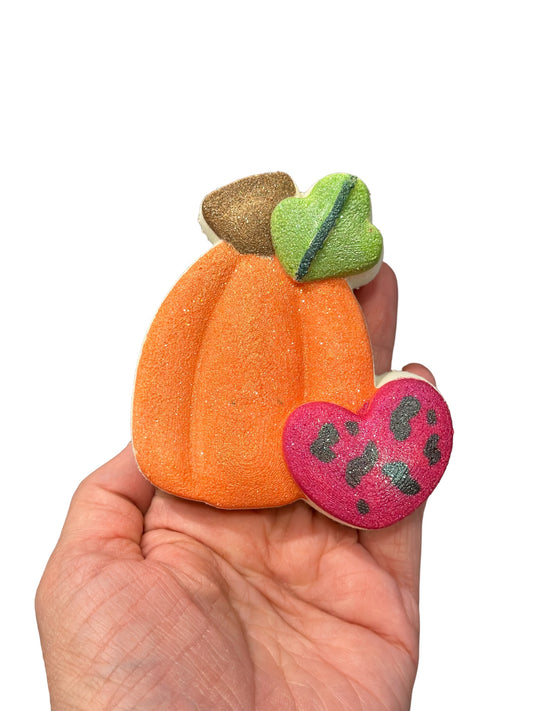 Pumpkin Heart Mold