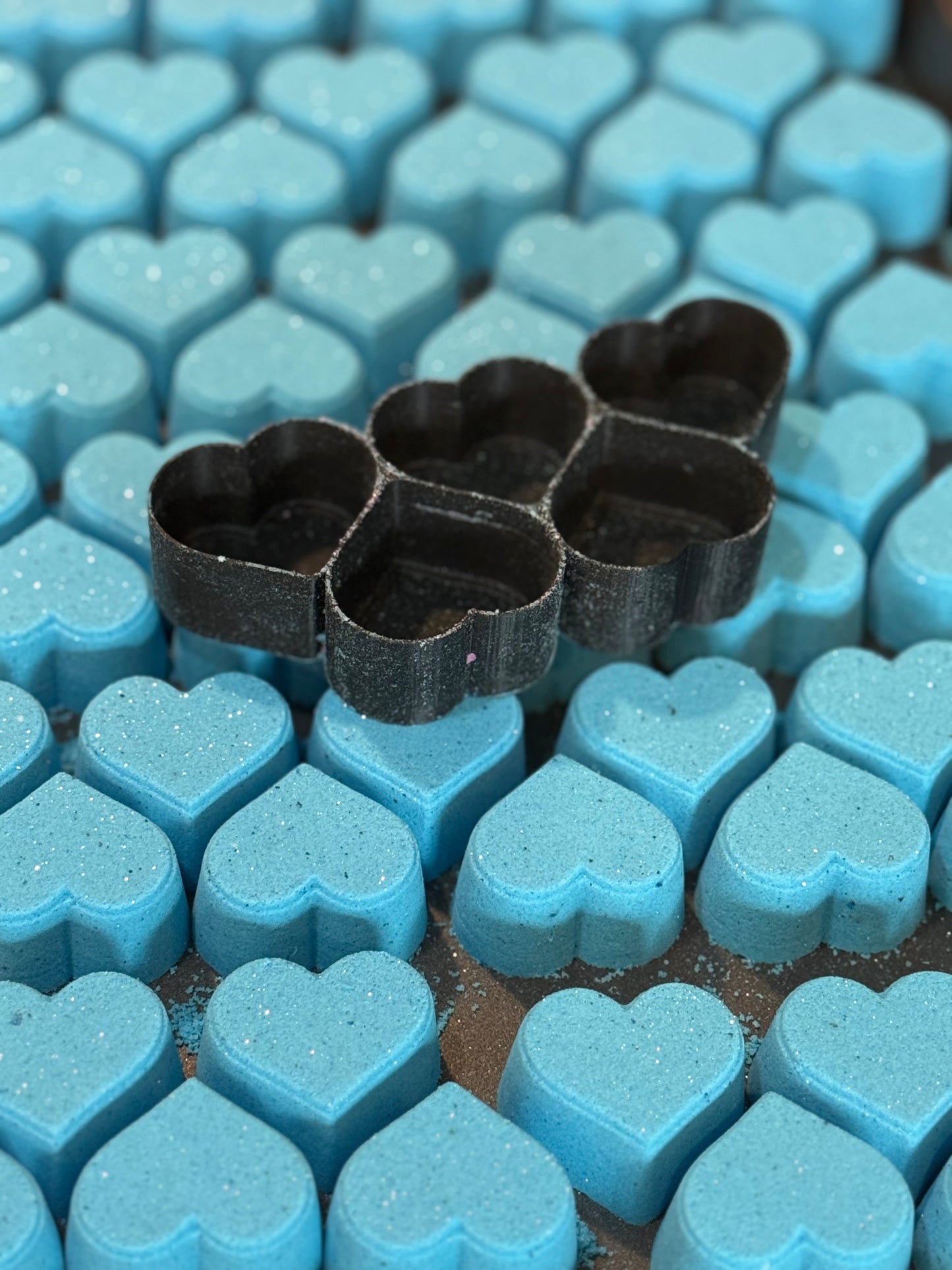 Multi Flat Heart Hybrid Mold