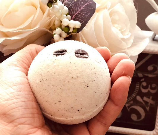 Fa La Latte - Bath Bomb