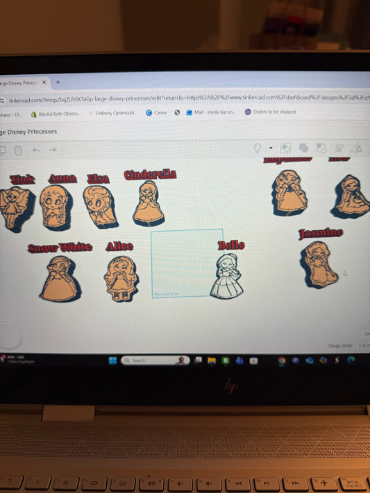 Princesses - Vacuum - Bath Bomb Molds