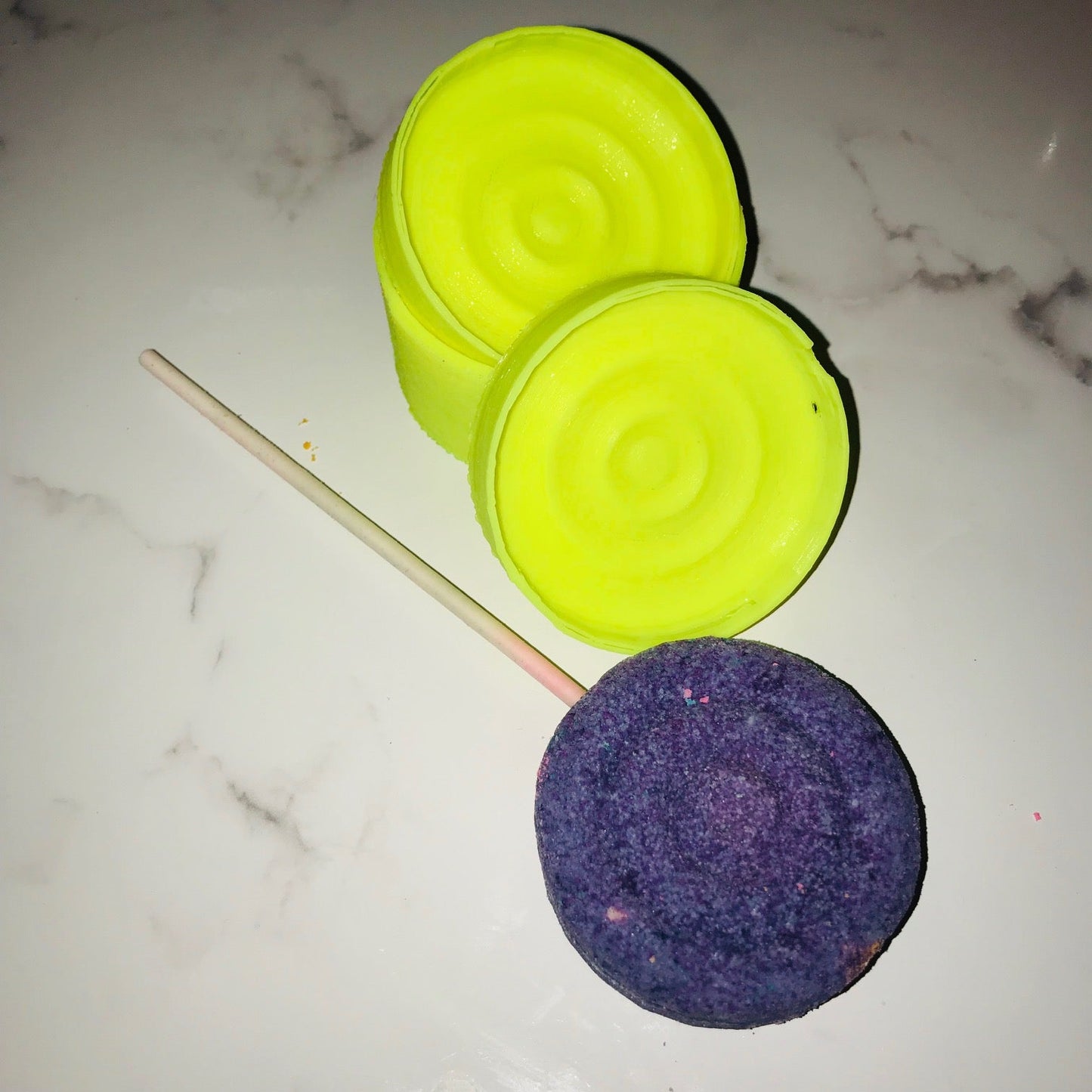 Lollipop Type Bath Bomb Hand Mold