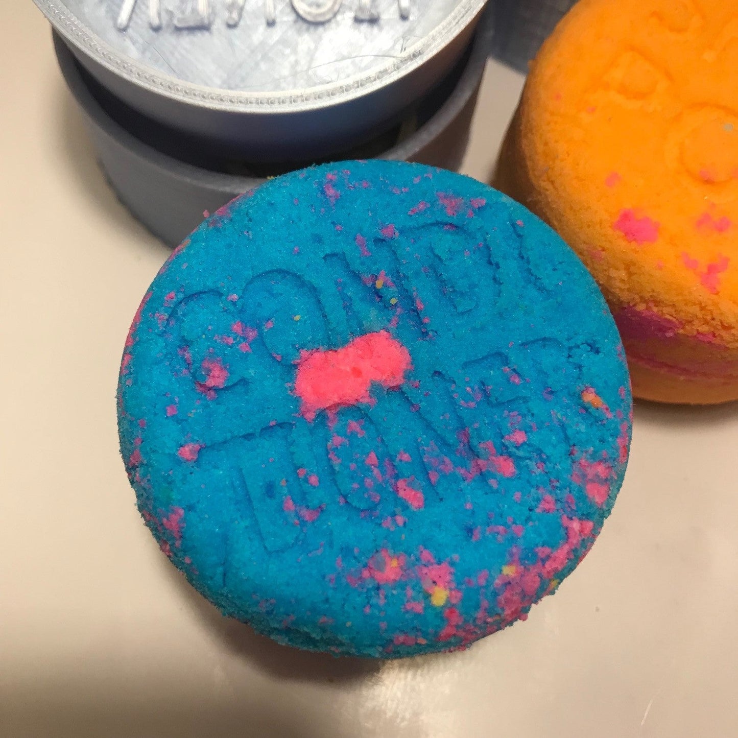 Shampoo & Conditioner / Shower Tab Bath Bomb Hand Mold