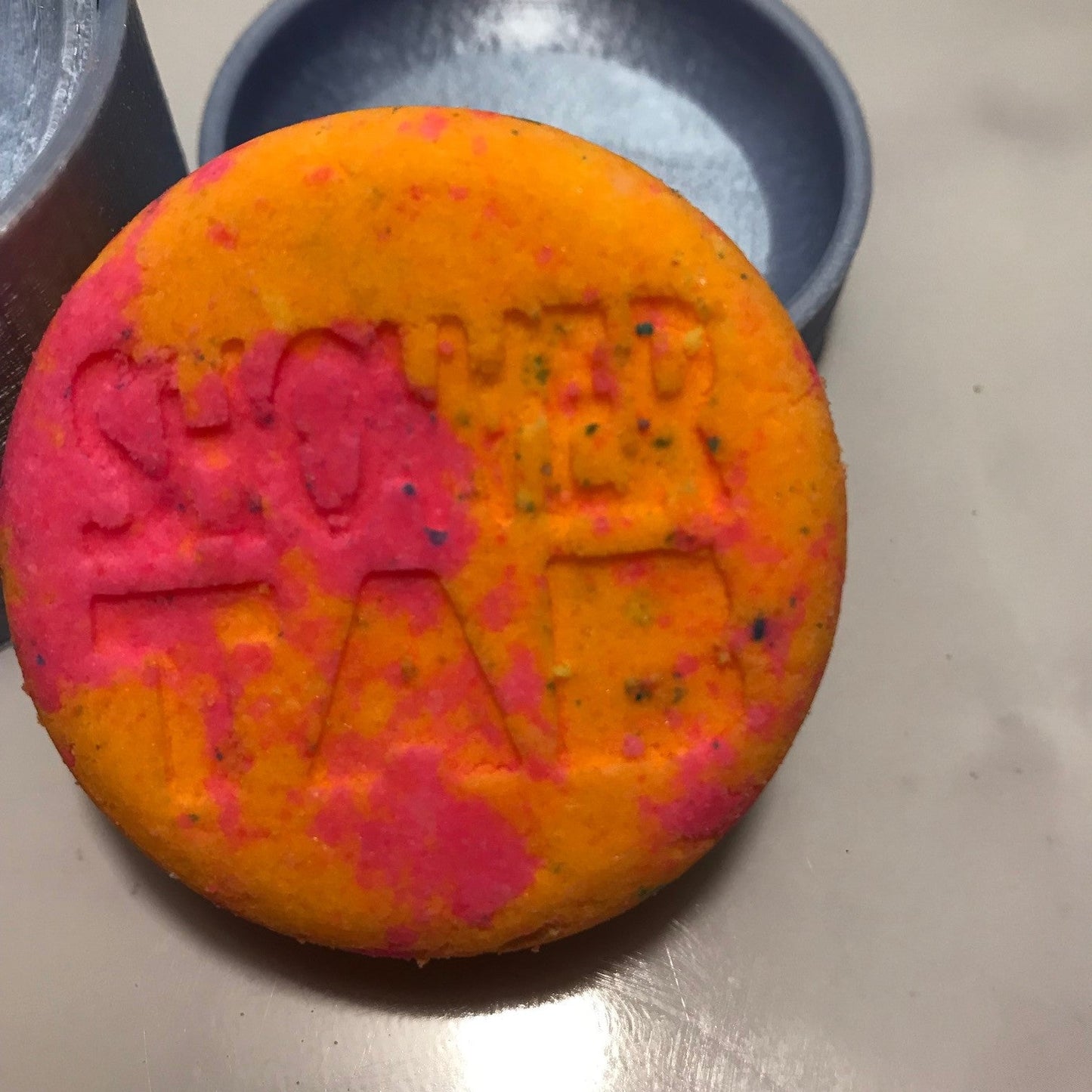 Shampoo & Conditioner / Shower Tab Bath Bomb Hand Mold