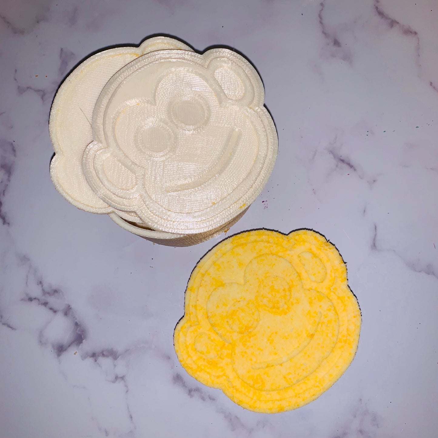 Monkey Face Bath Bomb Hand Mold