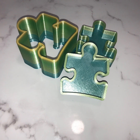 Puzzle Piece Bath Bomb Hand Mold