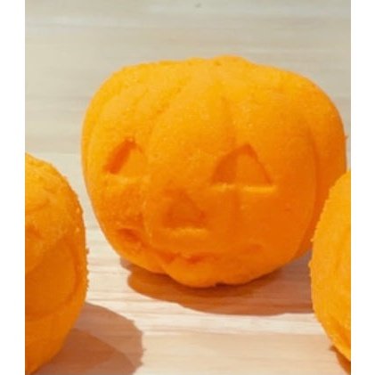 Jack O’Lantern Bath Bomb Hand Mold